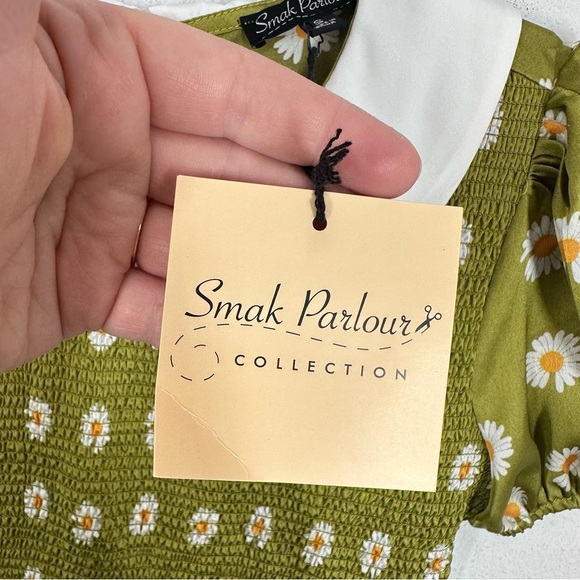 Smak Parlour Modcloth Retro Green Daisy Smocked Mini Dress Peter Pan Collar NWT - Picture 6 of 8